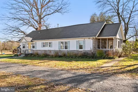 18321 Carrico Mills Rd, Stevensburg, VA 22741