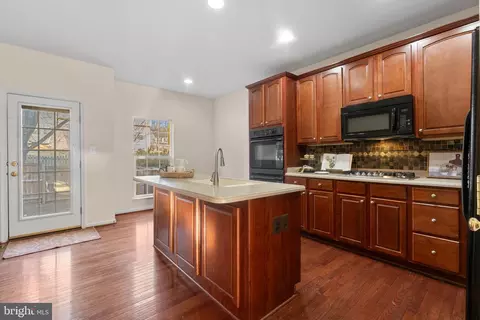 824 Persimmon Pl, Culpeper, VA 22701 photo 4