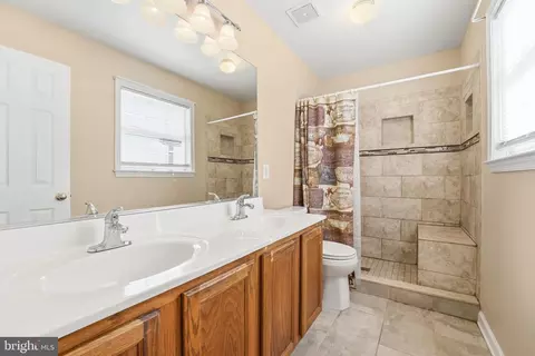 Bath - 16355 Pollard Ln, Culpeper, VA 22701 photo 1 of 1