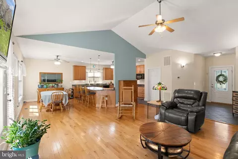 Entry Way - 9387 Blackbird Loop, Culpeper, VA 22701 photo 3 of 5