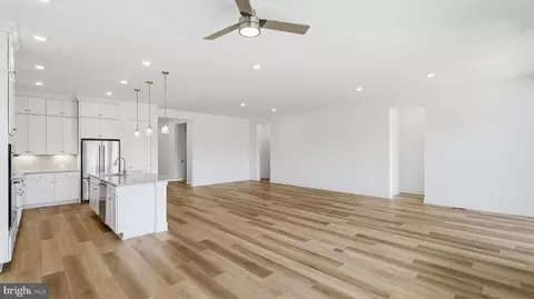 Living - 15031 Passion Ln, Culpeper, VA 22701 photo 4 of 4