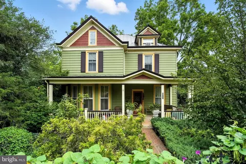 802 S Blue Ridge Ave, Culpeper, VA 22701