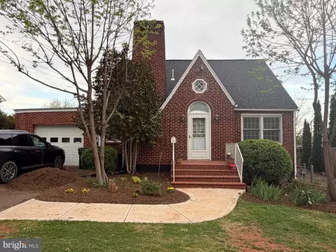 1235 S Blue Ridge Ave, Culpeper, VA 22701