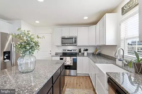 Kitchen - 9372 Blackbird Loop, Culpeper, VA 22701 photo 1 of 2