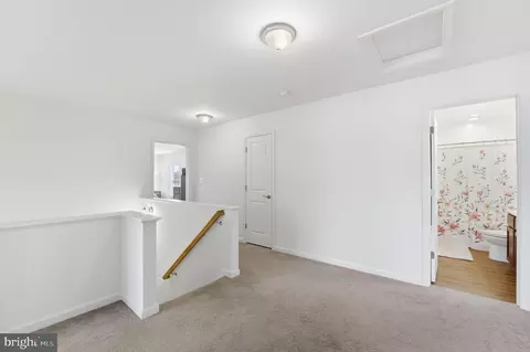 Entry Way - 9372 Blackbird Loop, Culpeper, VA 22701 photo 9 of 11