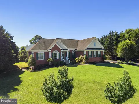 19171 Chateau Rd, Culpeper, VA 22701