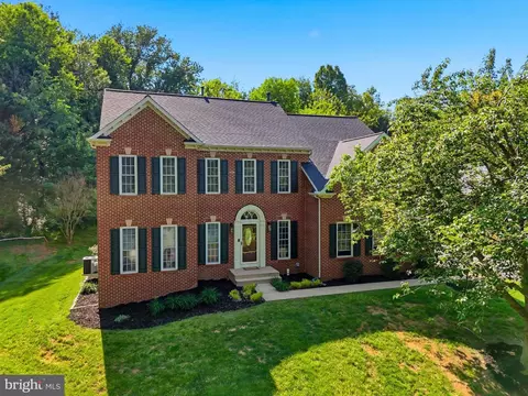 3444 Stratford Dr, Jeffersonton, VA 22724