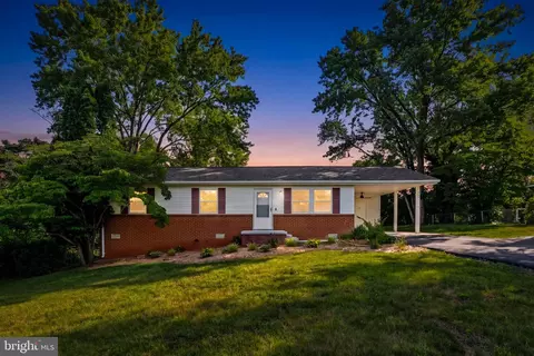 360 Elizabeth St, Culpeper, VA 22701
