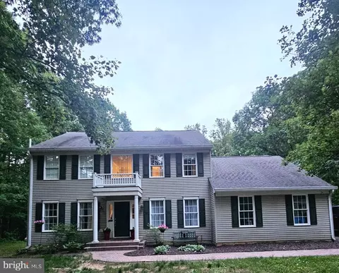 2319 Wildwood Cir, Amissville, VA 20106