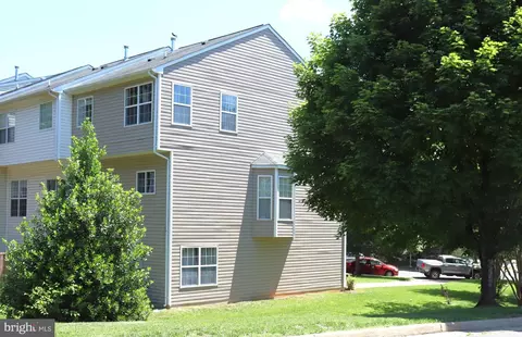 Exterior - 936 Persimmon, Culpeper, VA 22701 photo 3 of 4