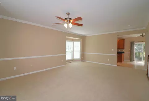 Living - 936 Persimmon, Culpeper, VA 22701 photo 3 of 5