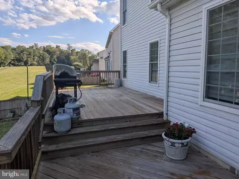 Exterior - 823 Woodcrest Loop, Culpeper, VA 22701 photo 3 of 6