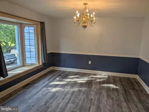 Living - 823 Woodcrest Loop, Culpeper, VA 22701 photo 1 of 9