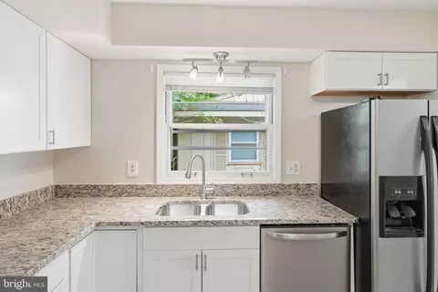 Kitchen - 400 Laurel St, Culpeper, VA 22701 photo 2 of 3