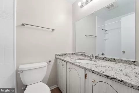 Bath - 400 Laurel St, Culpeper, VA 22701 photo 1 of 2