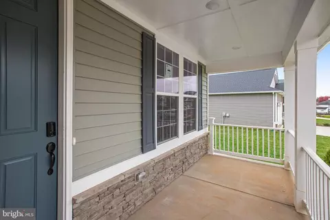 Exterior - 2008 Divot Dr, Culpeper, VA 22701 photo 4 of 5