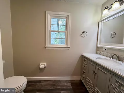 Bath - 109 Spring St, Culpeper, VA 22701 photo 3 of 3