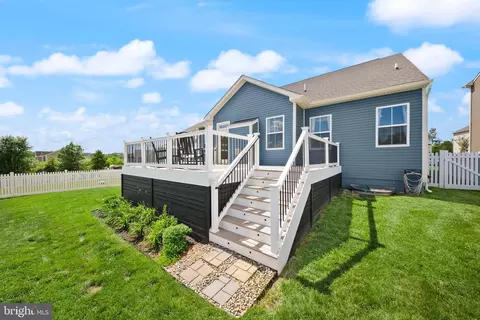 Exterior - 2320 Hawkshill Dr, Jeffersonton, VA 22724 photo 9 of 16