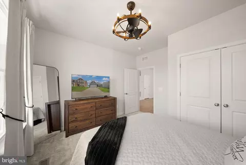 Bedroom - 2320 Hawkshill Dr, Jeffersonton, VA 22724 photo 5 of 8