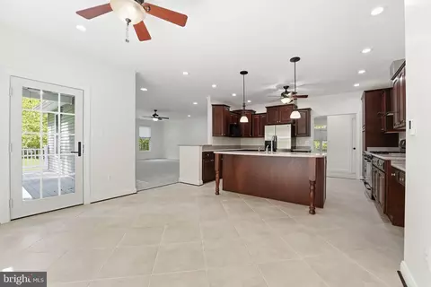 Entry Way - 14254 Deertrack Trl, Culpeper, VA 22701 photo 8 of 12
