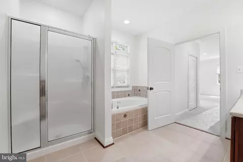 Entry Way - 14254 Deertrack Trl, Culpeper, VA 22701 photo 11 of 12