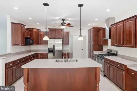 Kitchen - 14254 Deertrack Trl, Culpeper, VA 22701 photo 3 of 4
