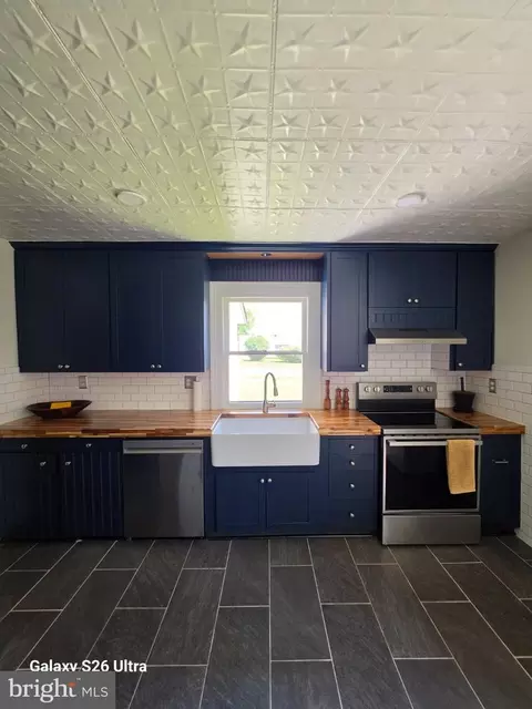 Kitchen - 24177 Rapidan Rd, Mitchells, VA 22729 photo 6 of 6