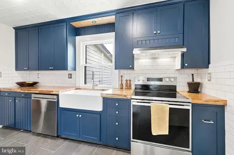 Kitchen - 24177 Rapidan Rd, Mitchells, VA 22729 photo 4 of 4