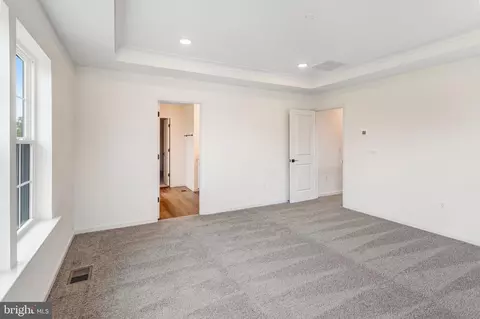 Entry Way - 1945 Sunset Ln, Culpeper, VA 22701 photo 10 of 14