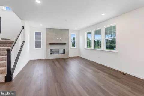Living - 1945 Sunset Ln, Culpeper, VA 22701 photo 1 of 3