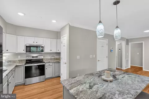 Kitchen - 1012 Golf Dr, Culpeper, VA 22701 photo 3 of 7