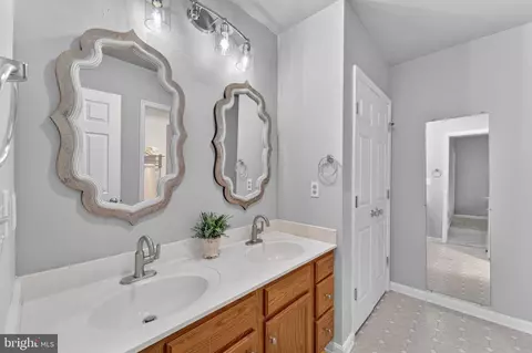 Bath - 1012 Golf Dr, Culpeper, VA 22701 photo 1 of 2
