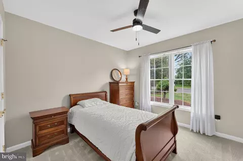 Bedroom - 1012 Golf Dr, Culpeper, VA 22701 photo 3 of 4