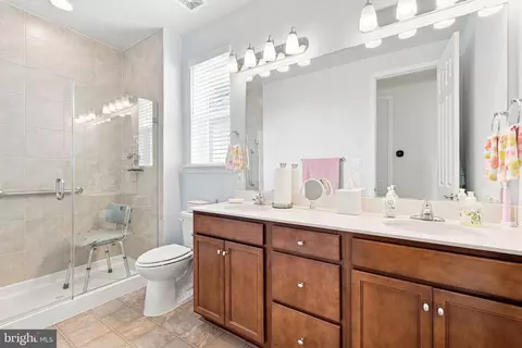 Bath - 2159 Juniper Dr, Culpeper, VA 22701 photo 1 of 4