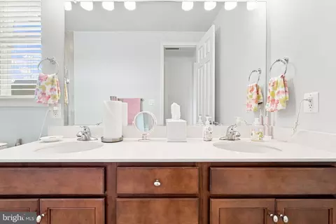 Bath - 2159 Juniper Dr, Culpeper, VA 22701 photo 2 of 4