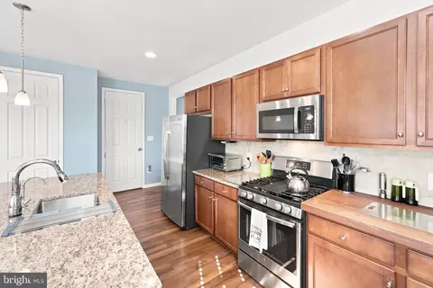 Kitchen - 2159 Juniper Dr, Culpeper, VA 22701 photo 4 of 10