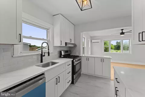 Kitchen - 1818 Orange Rd, Culpeper, VA 22701 photo 3 of 5
