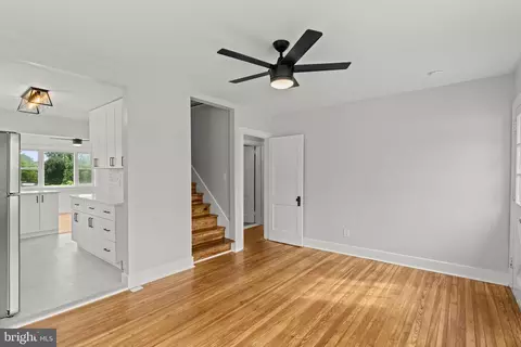 Living - 1818 Orange Rd, Culpeper, VA 22701 photo 4 of 9