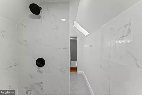 Entry Way - 1818 Orange Rd, Culpeper, VA 22701 photo 15 of 16