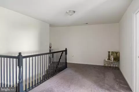 Entry Way - 859 Woodcrest Loop, Culpeper, VA 22701 photo 7 of 8