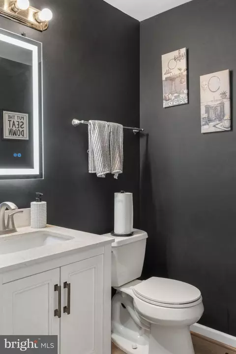 Bath - 859 Woodcrest Loop, Culpeper, VA 22701 photo 1 of 6