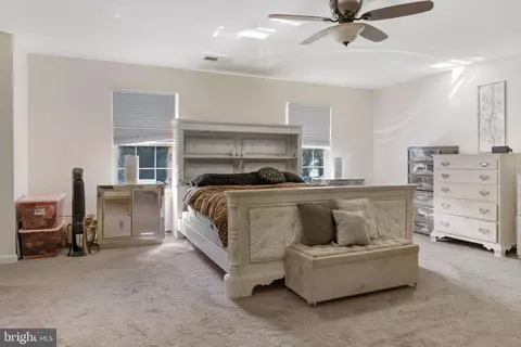 Bedroom - 859 Woodcrest Loop, Culpeper, VA 22701 photo 5 of 6