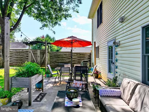 Exterior - 617 Briscoe St, Culpeper, VA 22701 photo 4 of 8