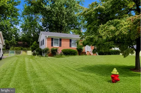 Exterior - 236 Chestnut Dr, Culpeper, VA 22701 photo 1 of 6