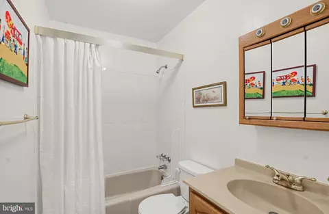 Bath - 236 Chestnut Dr, Culpeper, VA 22701 photo 2 of 2