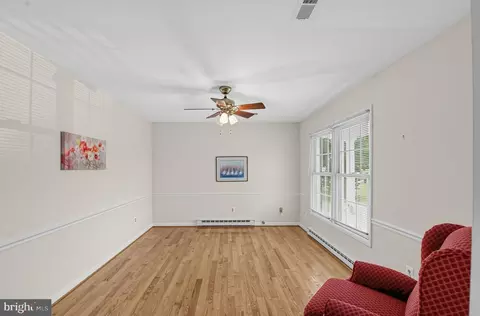 Living - 236 Chestnut Dr, Culpeper, VA 22701 photo 2 of 2