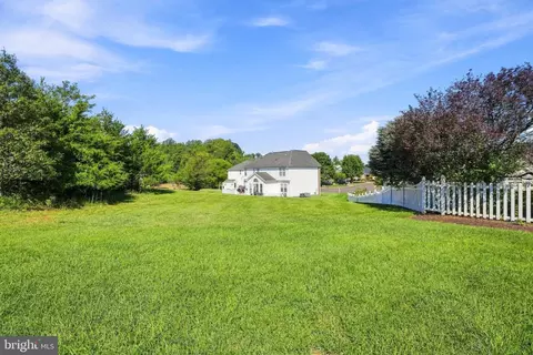 Exterior - 2001 Golf Dr, Culpeper, VA 22701 photo 6 of 7