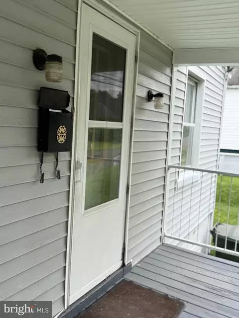Exterior - 329 Spring St, Culpeper, VA 22701 photo 4 of 8