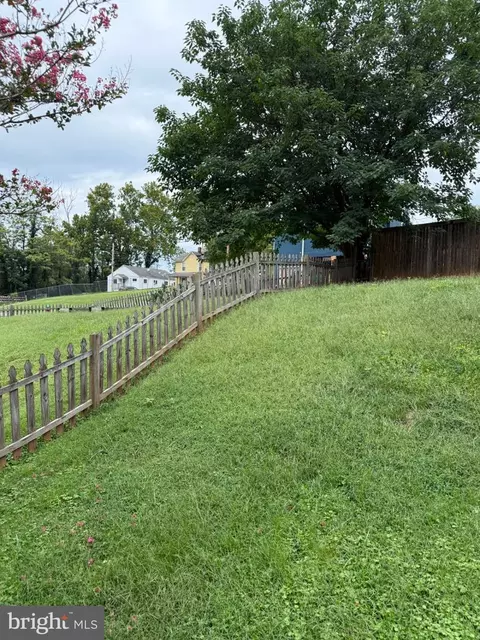 Exterior - 329 Spring St, Culpeper, VA 22701 photo 7 of 8