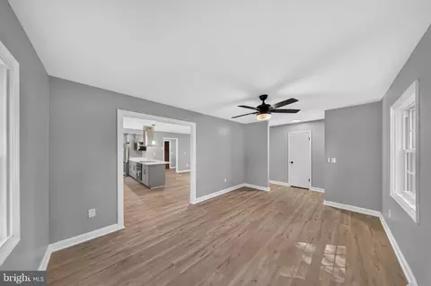 Entry Way - 11269 Cedar Ave, Culpeper, VA 22701 photo 2 of 21